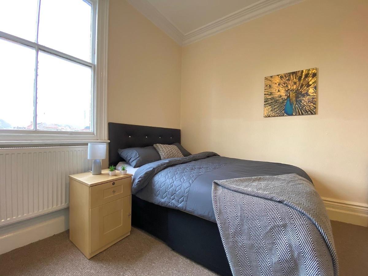 Spacious Victorian Studio Flat Daire Doncaster Dış mekan fotoğraf