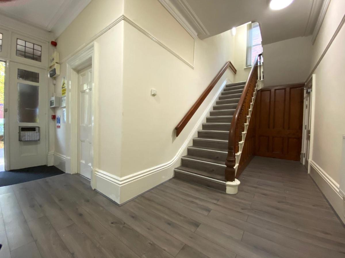Spacious Victorian Studio Flat Daire Doncaster Dış mekan fotoğraf