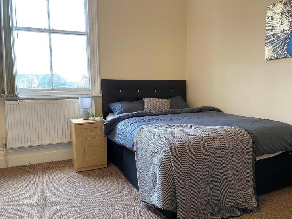 Spacious Victorian Studio Flat Daire Doncaster Dış mekan fotoğraf
