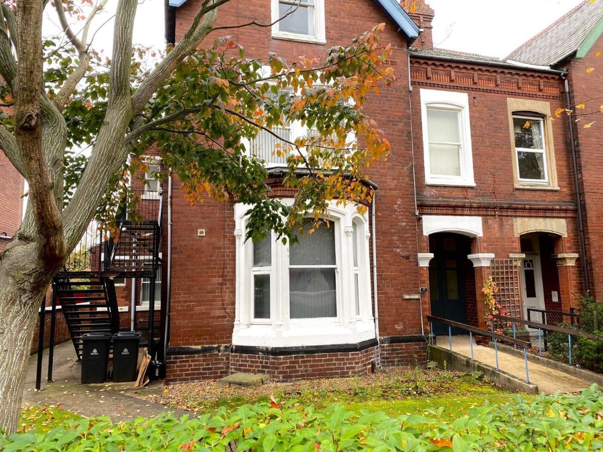 Spacious Victorian Studio Flat Daire Doncaster Dış mekan fotoğraf