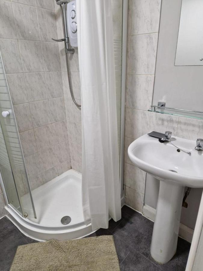 Spacious Victorian Studio Flat Daire Doncaster Dış mekan fotoğraf